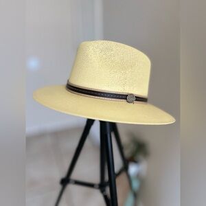 The old Beristain Hat